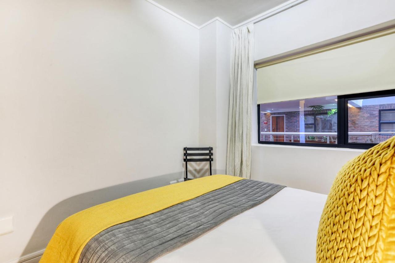 Authentic Cape Town Apartment Near The Waterfront Bagian luar foto