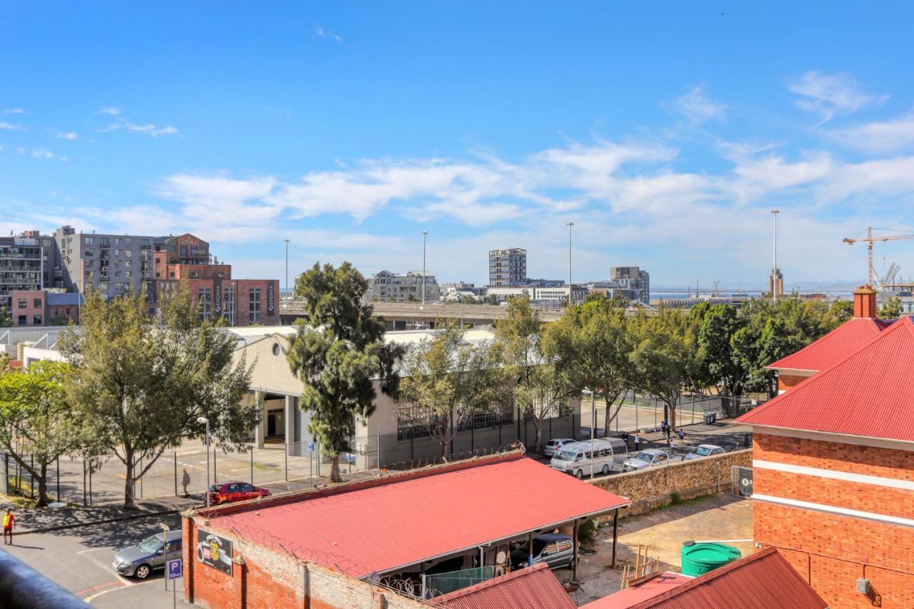 Authentic Cape Town Apartment Near The Waterfront Bagian luar foto