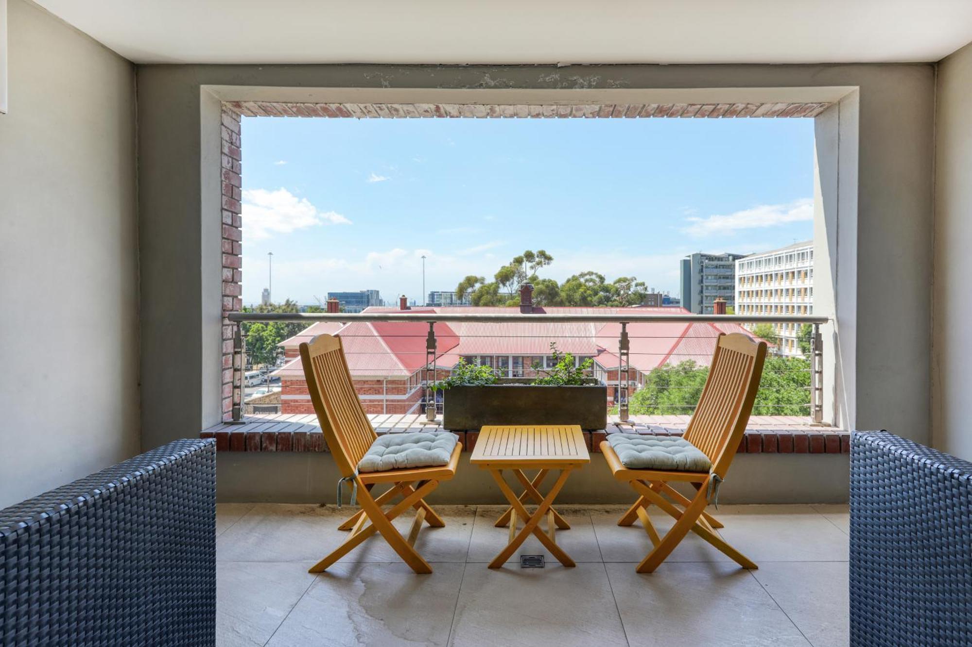 Authentic Cape Town Apartment Near The Waterfront Bagian luar foto